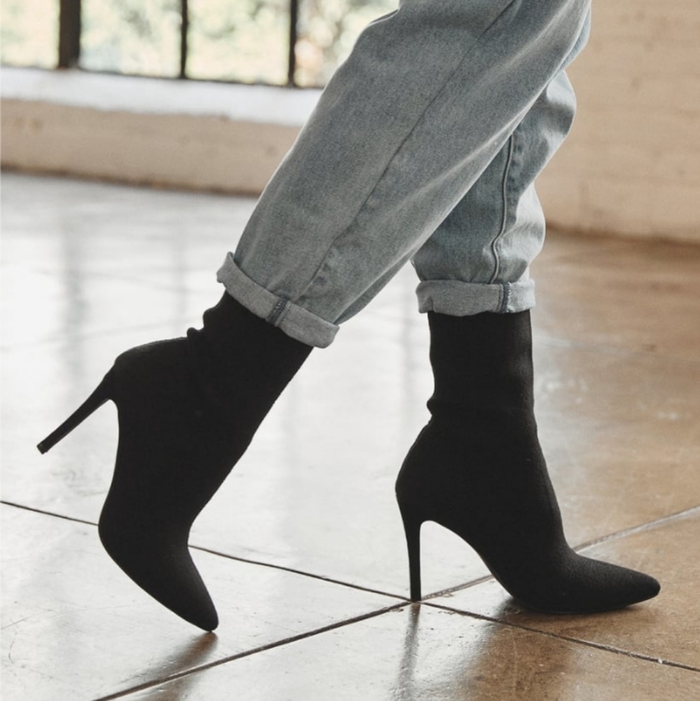 Comfortable black ankle boots